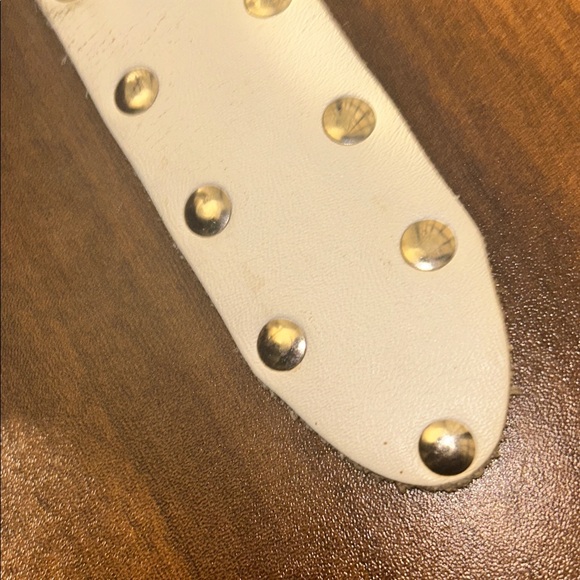 Harley-Davidson White Belt with Silver Accents - Picture 17 of 17